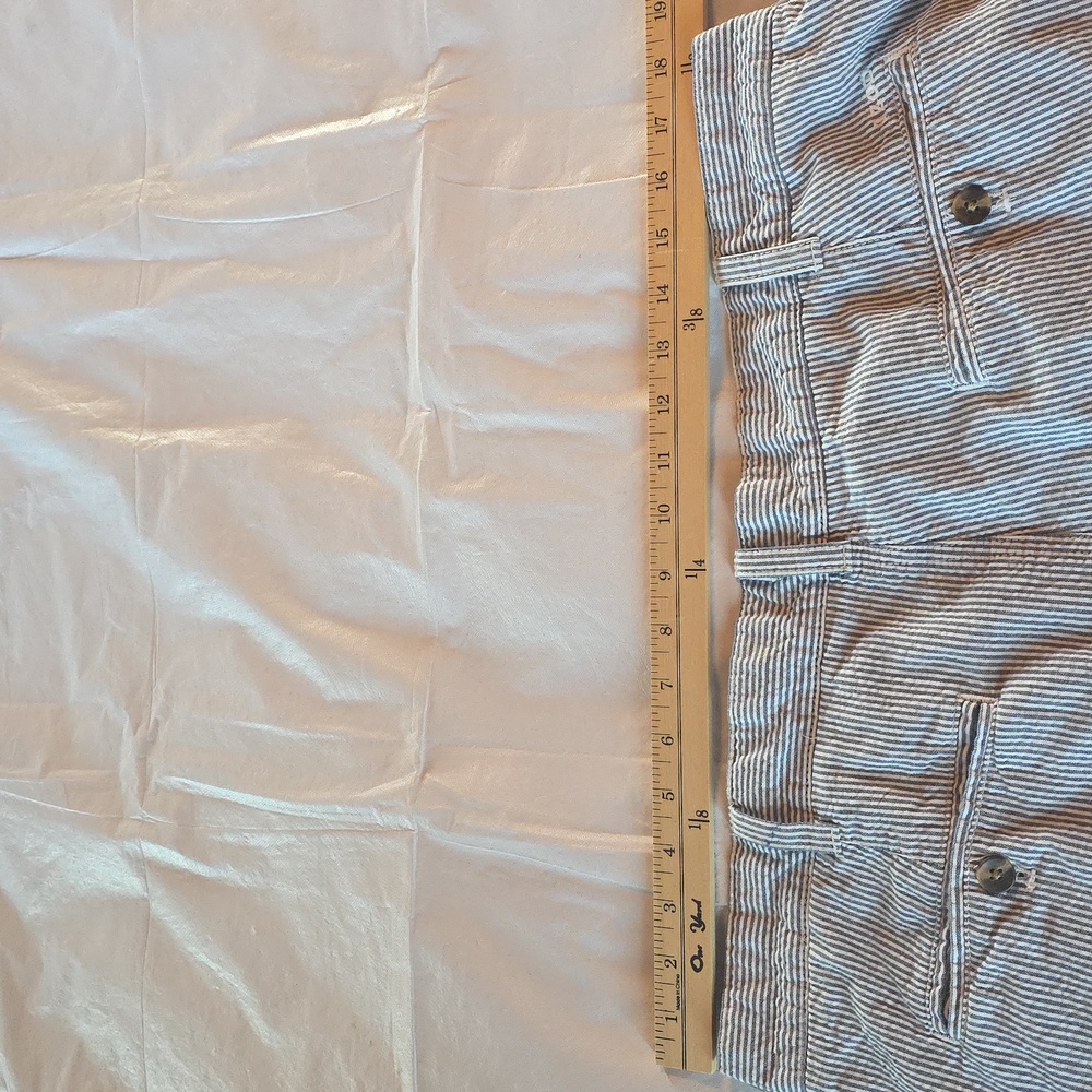 Izod Men's Lot of Two 10"‎ Seersucker Shorts Blue Tan Preppy Size 40 - Picture 14 of 15